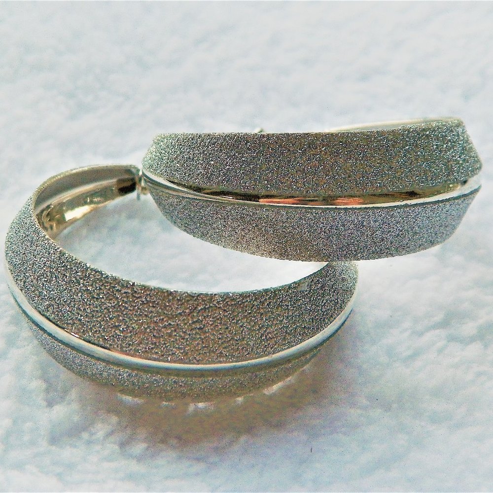 NEW Forever 21 Silver Glitter Hoop Earrings